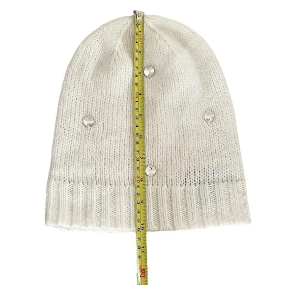 Victoria’s Secret Crystal Rhinestone Off White Knit Beanie Hat, One Size - Picture 4 of 13